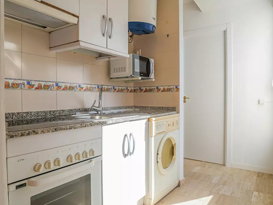 Immagine 4 di Camera in affitto  in Calle del Puerto de Suebe a Madrid