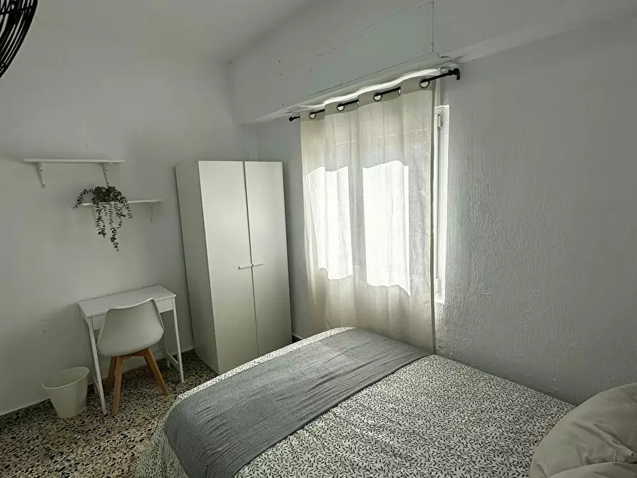 Immagine 4 di Camera in affitto  in Calle de Miguel Jiménez Reyes a Alicante/Alacant
