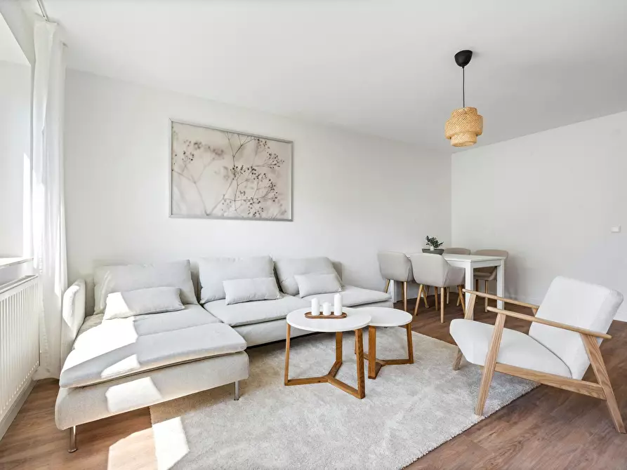 Immagine 10 di Appartamento in affitto  in Graubündener Straße a Bremen