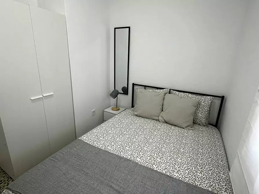 Immagine 3 di Camera in affitto  in Calle de Miguel Jiménez Reyes a Alicante/Alacant