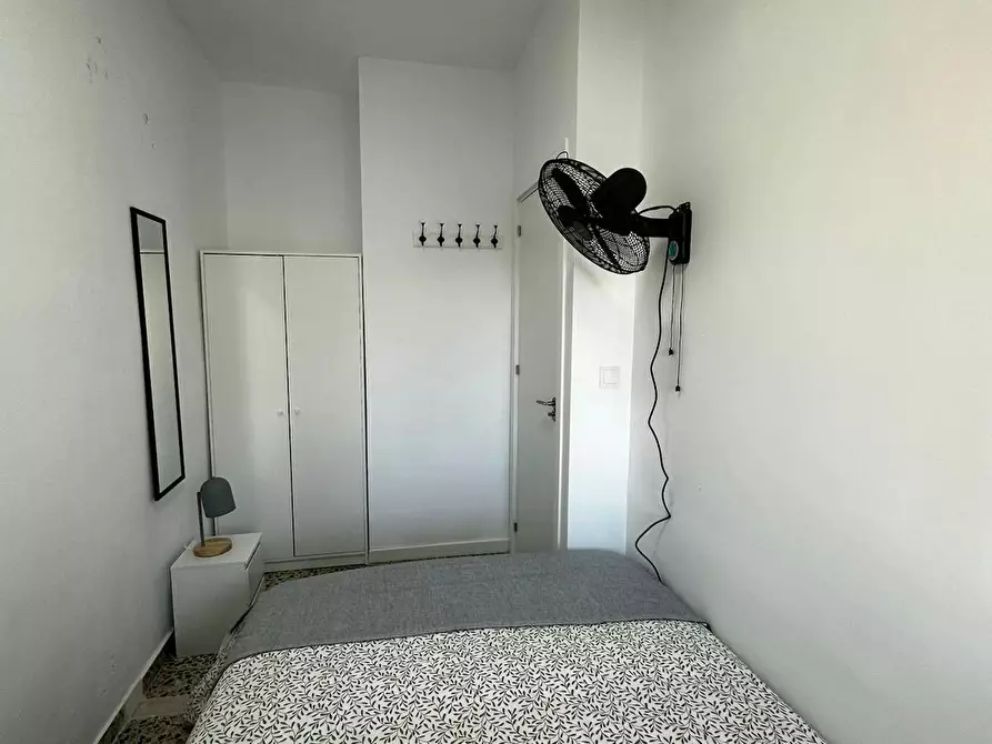 Immagine 3 di Camera in affitto  in Calle de Miguel Jiménez Reyes a Alicante/Alacant