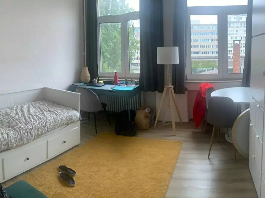 Immagine 3 di Camera in affitto  in Avenue de la Couronne a Ixelles