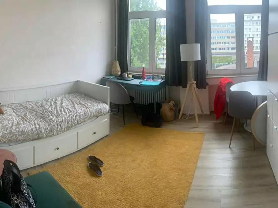 Immagine 2 di Camera in affitto  in Avenue de la Couronne a Ixelles