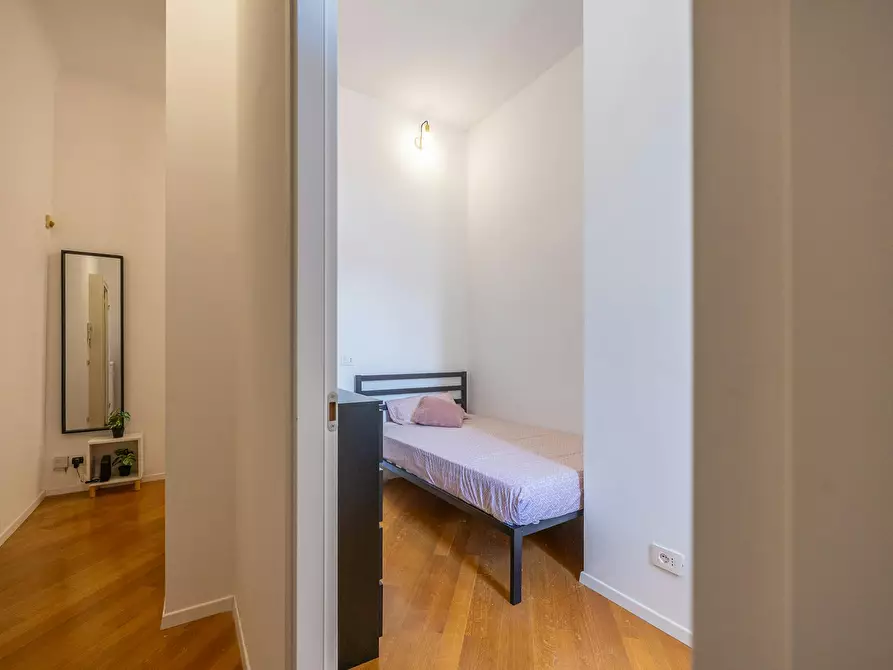 Immagine 2 di Camera in affitto  in Piazza Argentina a Milano