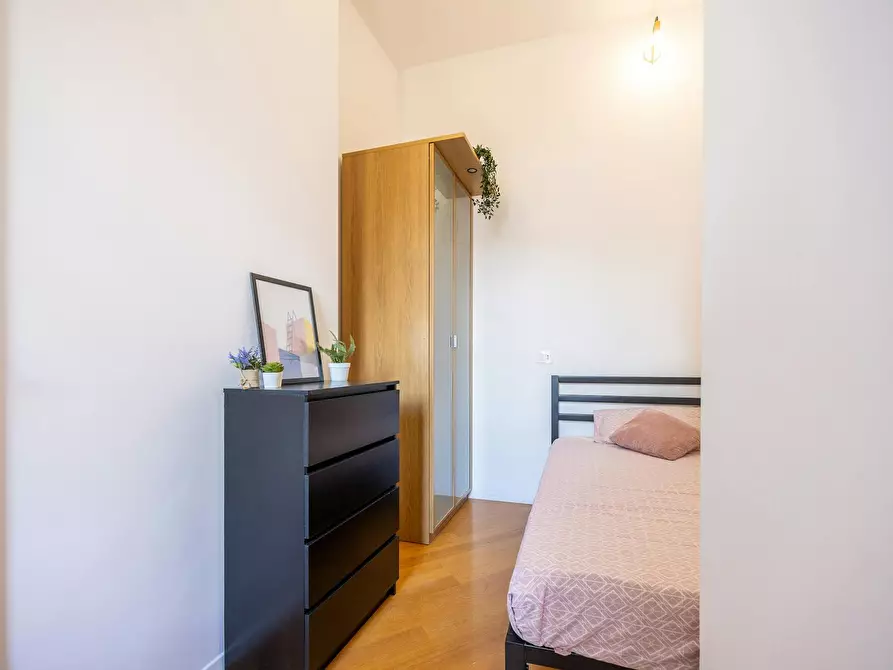 Immagine 1 di Camera in affitto  in Piazza Argentina a Milano