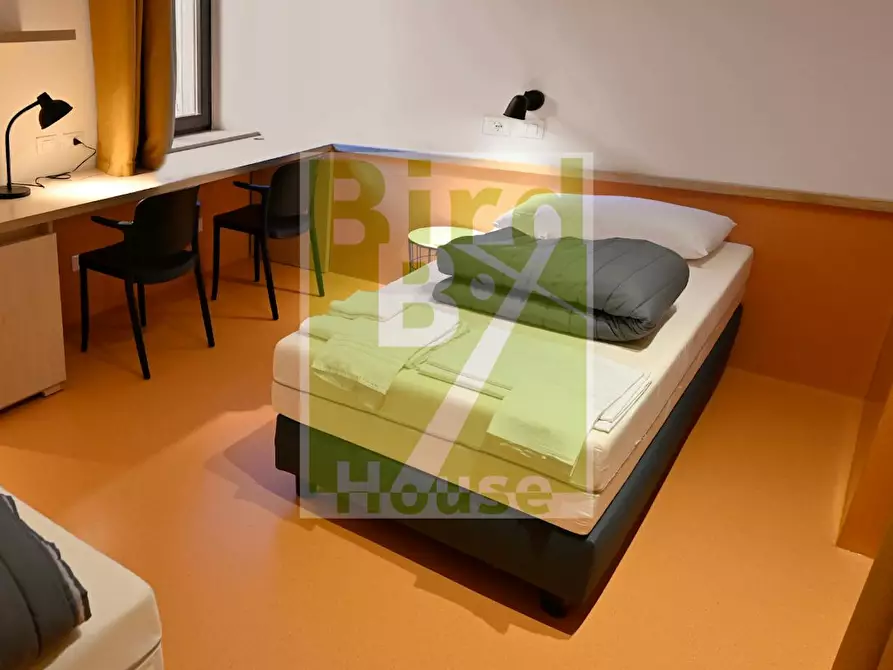 Immagine 5 di Camera condivisa in affitto  in Via Colomba a Ferrara