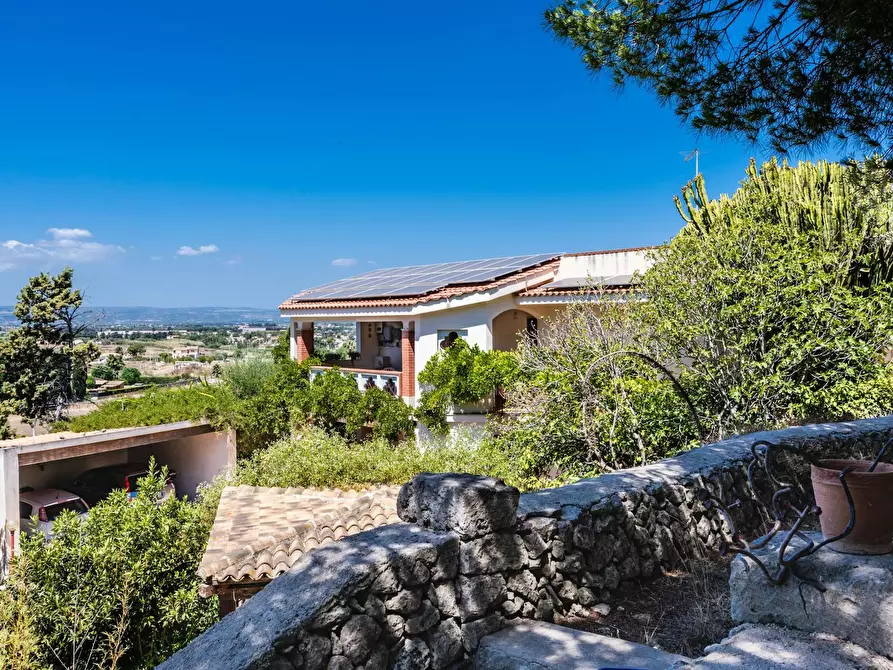 Immagine 5 di Casa indipendente in affitto  in Via Isola a Siracusa