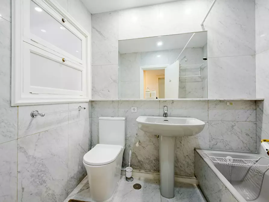Immagine 7 di Camera in affitto  in Calle de Mauricio Legendre a Madrid