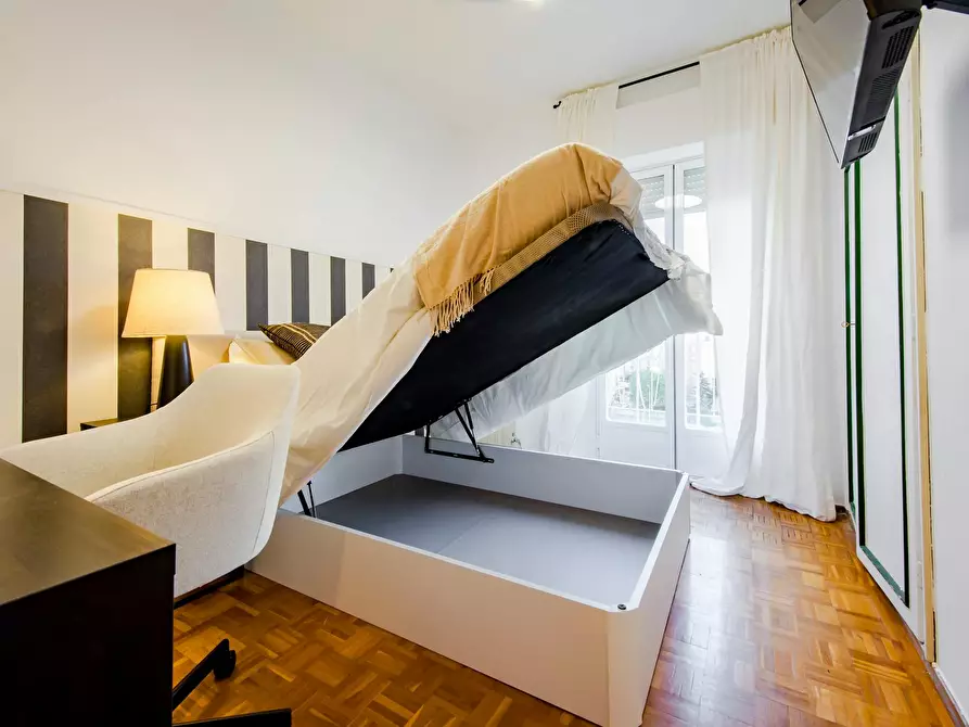 Immagine 5 di Camera in affitto  in Calle de Mauricio Legendre a Madrid