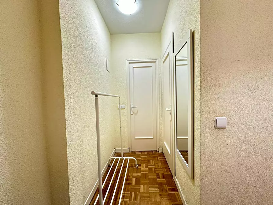 Immagine 10 di Camera in affitto  in Ronda de Valencia a Madrid