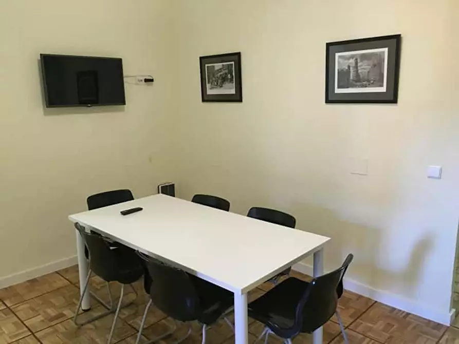 Immagine 5 di Camera in affitto  in Ronda de Valencia a Madrid