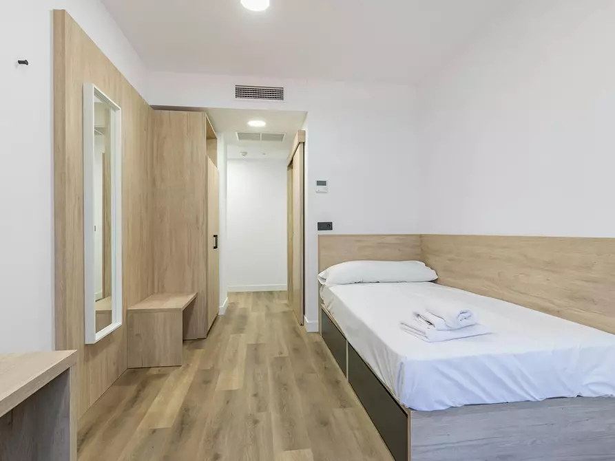 Immagine 4 di Camera in affitto  in Calle de Manuel Tovar a Madrid