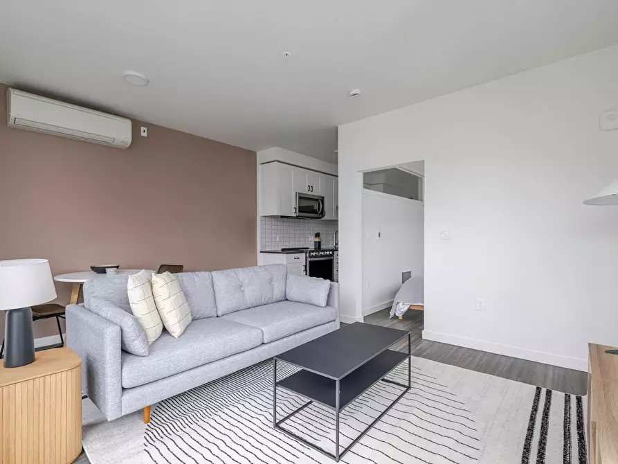 Immagine 4 di Appartamento in affitto  in East Yesler Way a Messina