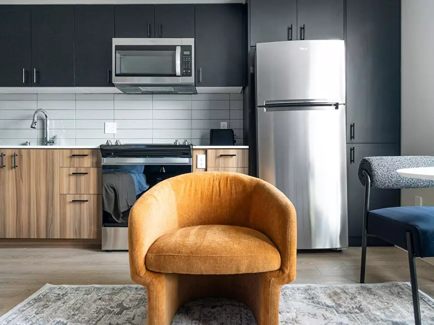 Immagine 2 di Appartamento in affitto  in Midvale Avenue North a Messina