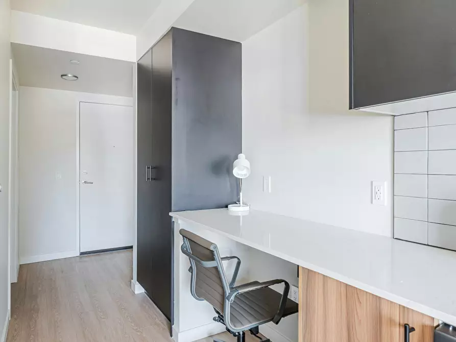 Immagine 4 di Appartamento in affitto  in Midvale Avenue North a Messina