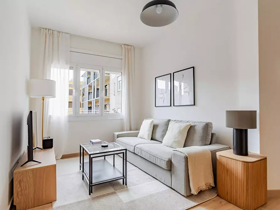 Immagine 1 di Appartamento in affitto  in Carrer de Roger de Flor a Barcelona