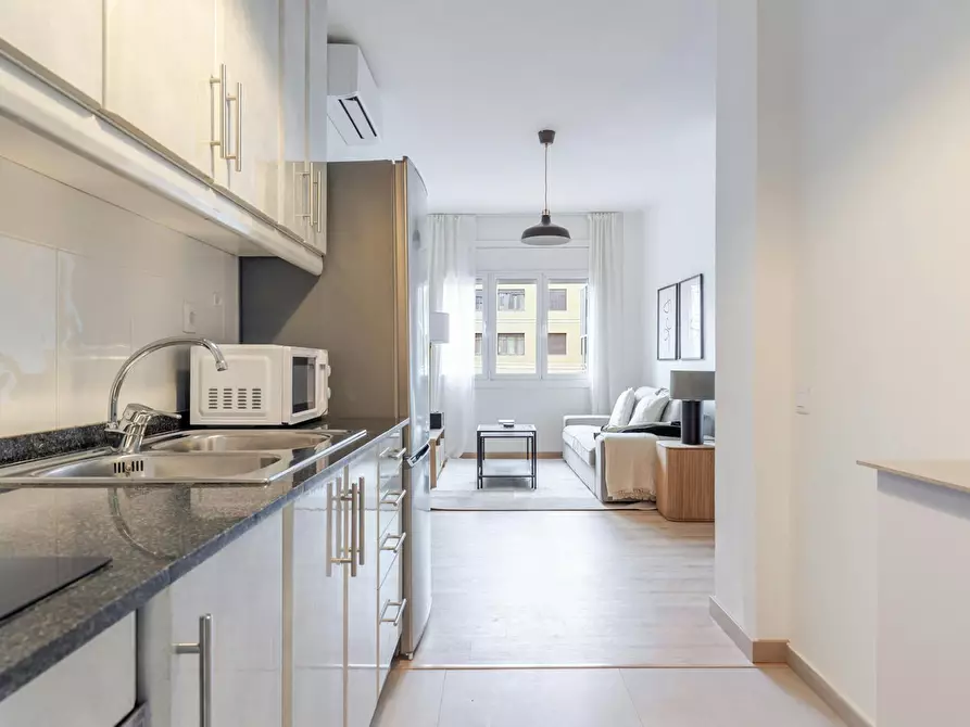 Immagine 5 di Appartamento in affitto  in Carrer de Roger de Flor a Barcelona