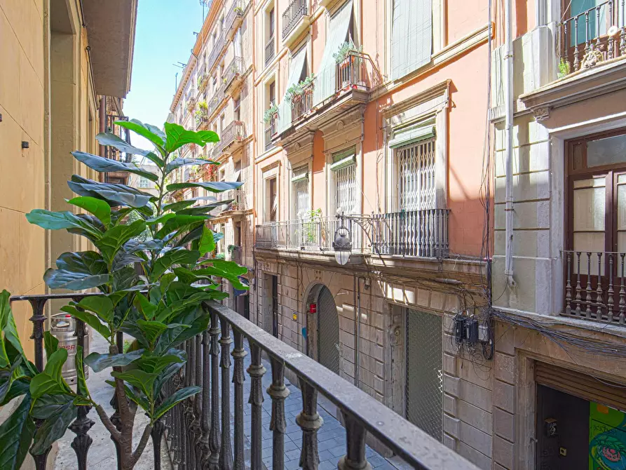 Immagine 4 di Appartamento in affitto  in Carrer del Notariat a Barcelona
