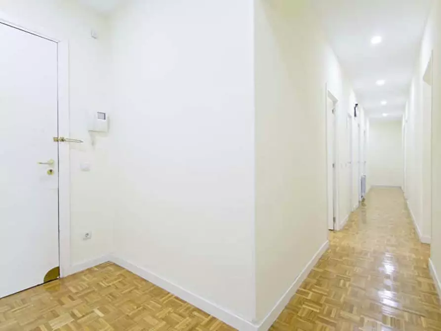 Immagine 4 di Camera in affitto  in Ronda de Toledo a Madrid