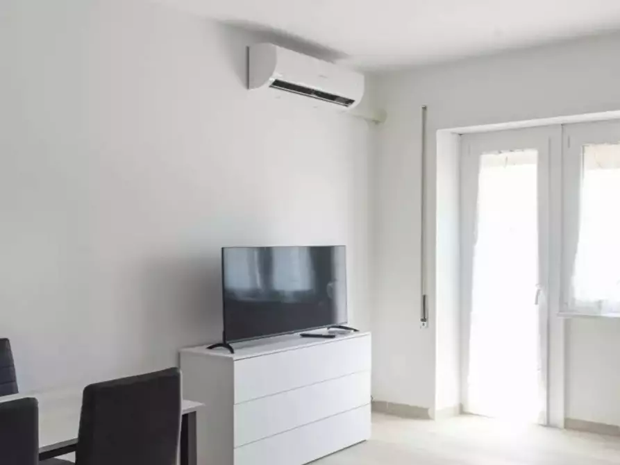 Immagine 5 di Appartamento in affitto  in Via Statilio Ottato a Roma