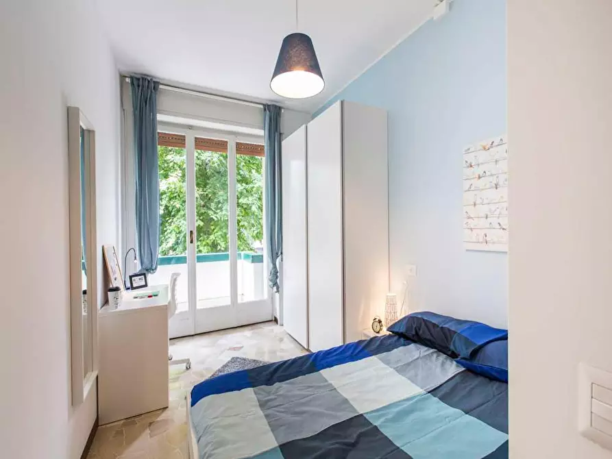 Immagine 2 di Camera in affitto  in Via Raffaello Bertieri a Milano