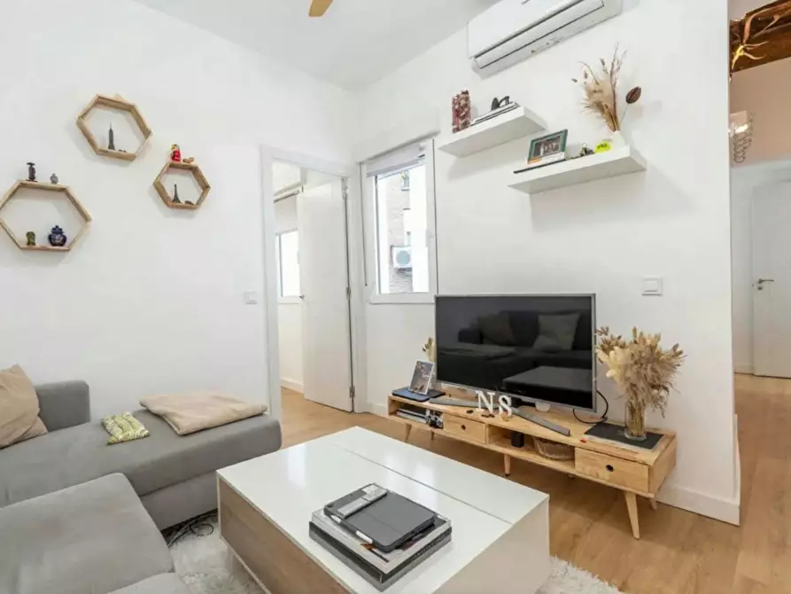 Immagine 7 di Appartamento in affitto  in Calle de las Virtudes a Madrid