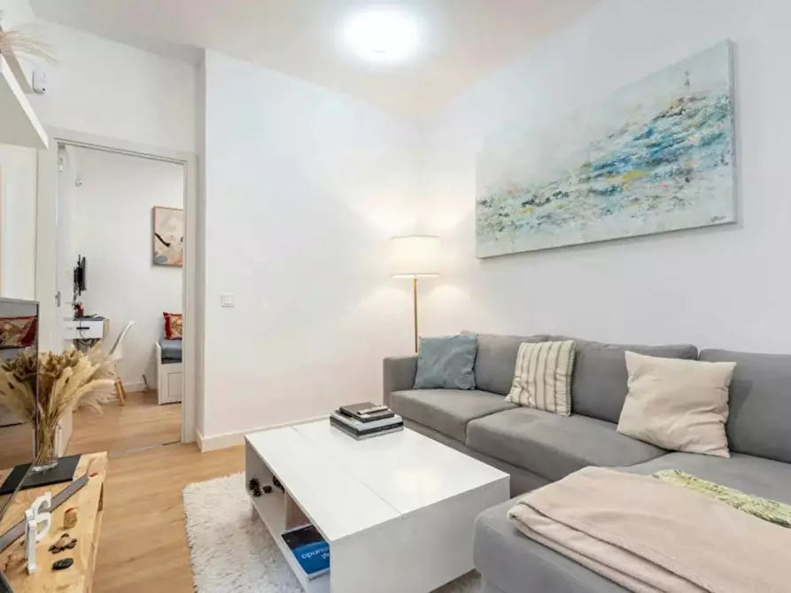 Immagine 5 di Appartamento in affitto  in Calle de las Virtudes a Madrid