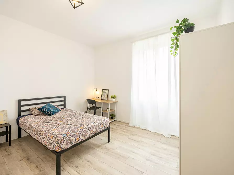 Immagine 2 di Camera in affitto  in Via Don Giovanni Bosco a Milano