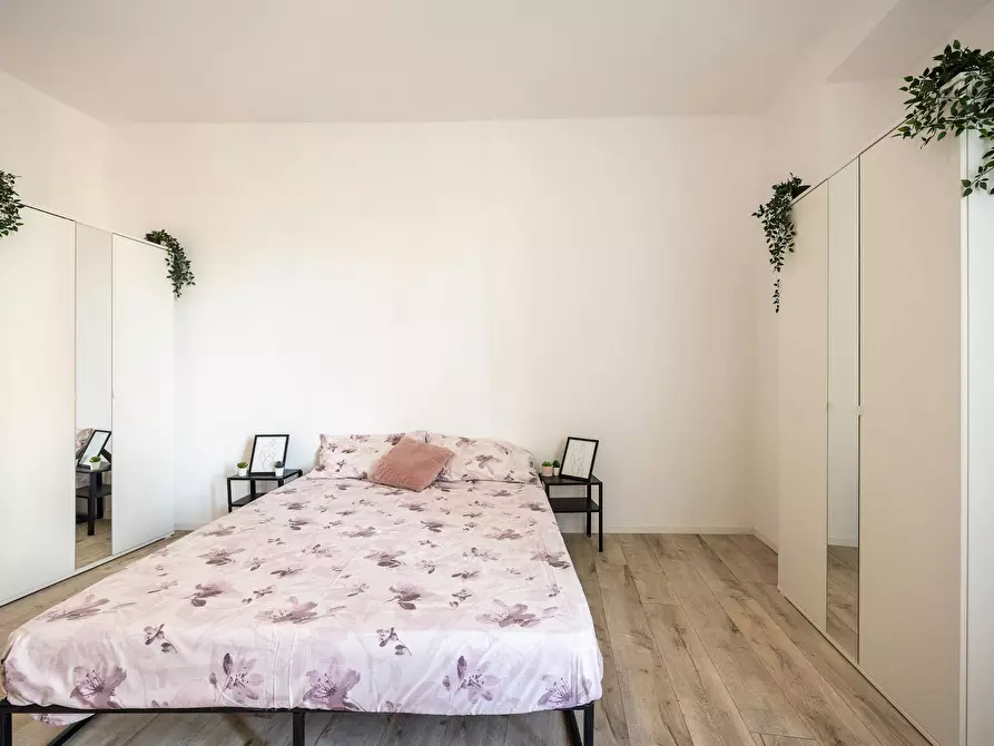 Immagine 5 di Camera in affitto  in Via Don Giovanni Bosco a Milano