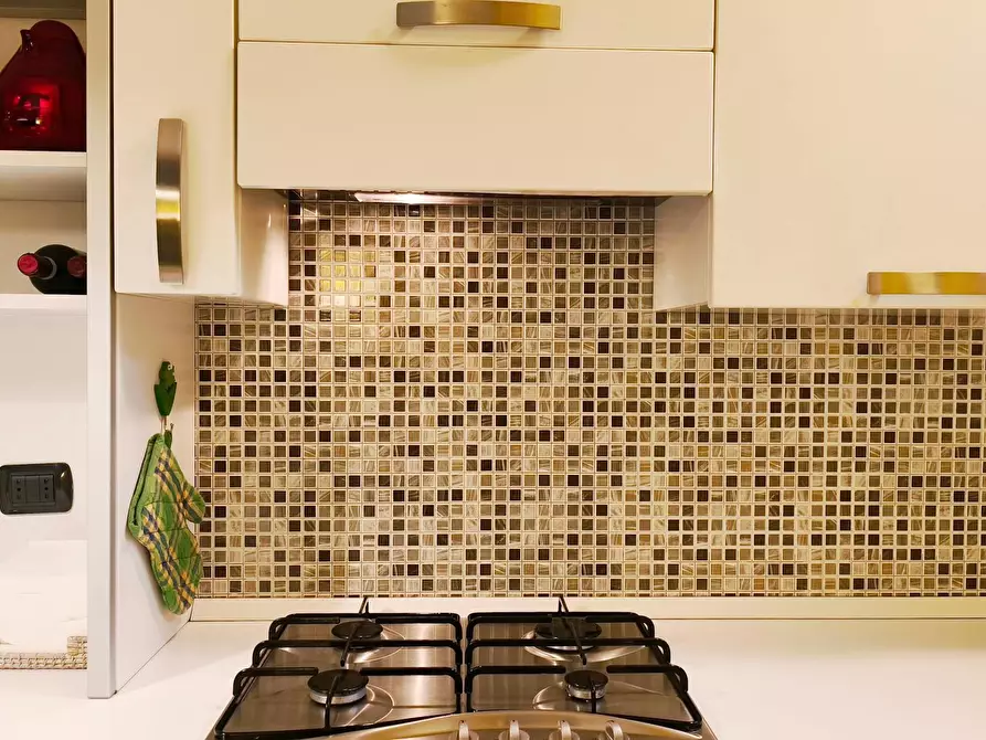 Immagine 8 di Appartamento in affitto  in Via Desenzano a Milano