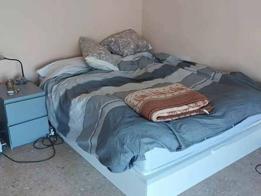 Immagine 1 di Camera in affitto  in Carrer del Vallès a El Aeroport Del Prat