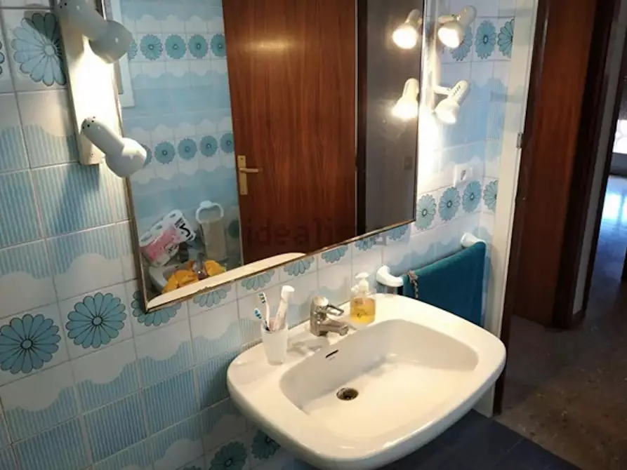 Immagine 8 di Camera in affitto  in Carrer del Vallès a El Aeroport Del Prat