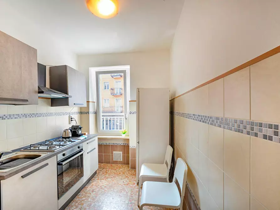 Immagine 6 di Camera in affitto  in Via Venti Settembre a Verona