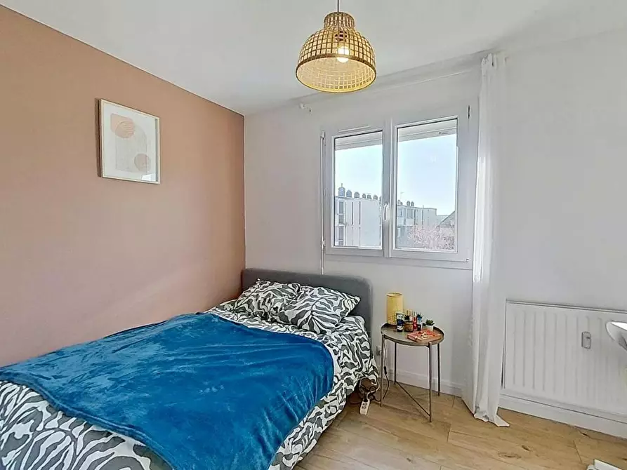 Immagine 4 di Camera in affitto  in Rue des Gens d'Armes a Caen