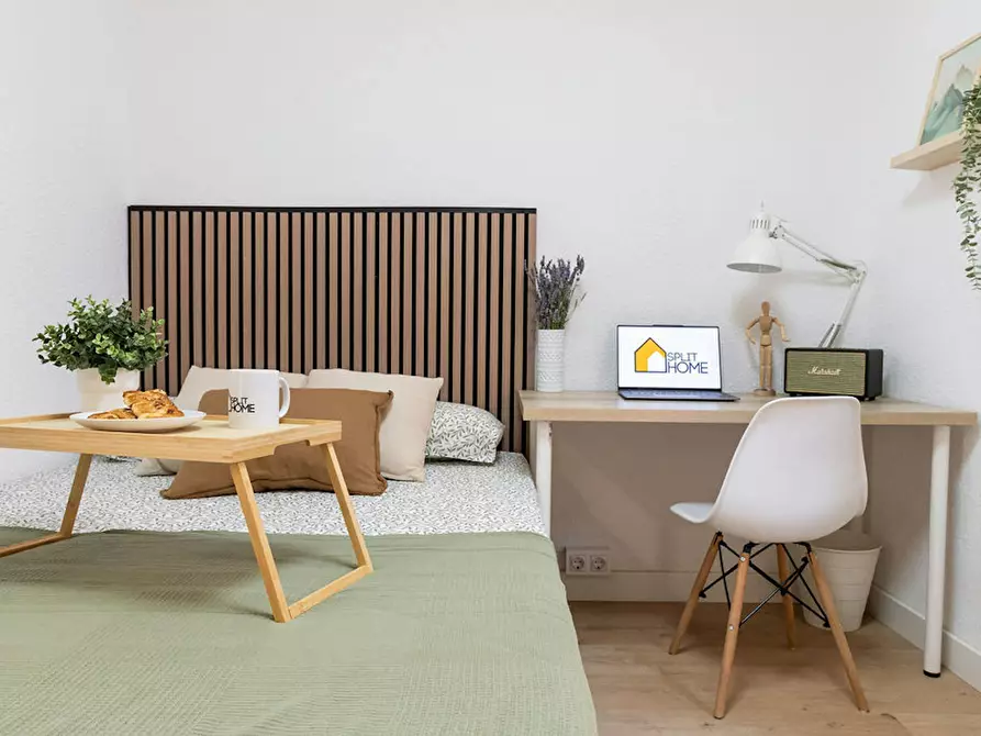 Immagine 1 di Camera in affitto  in Calle Jacinto Benavente a Getafe