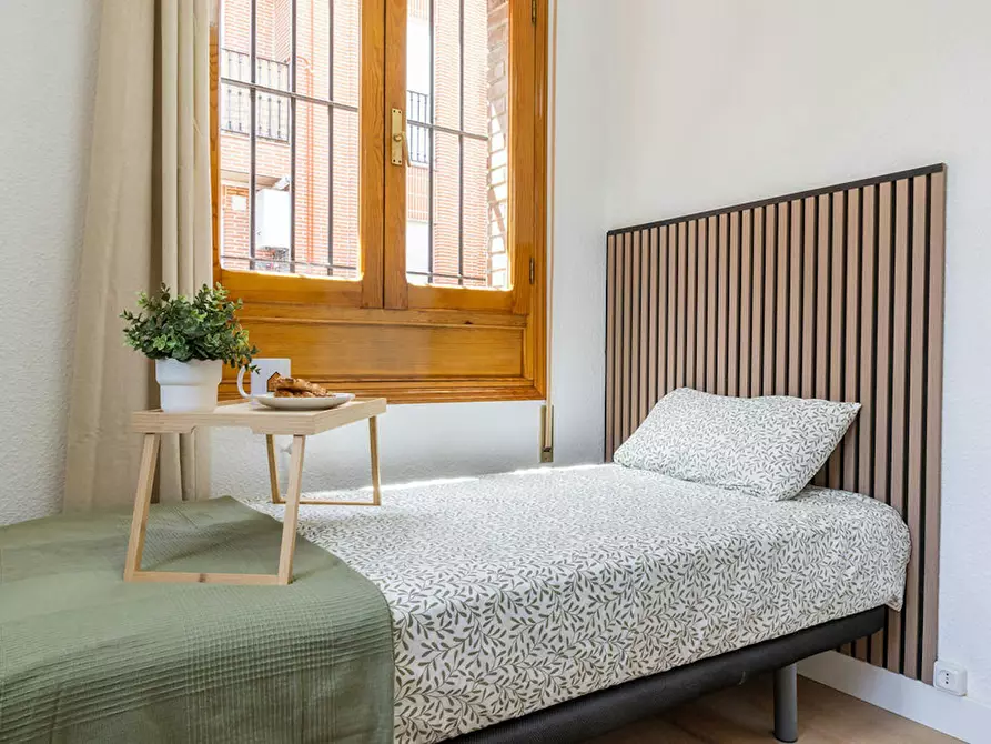 Immagine 2 di Camera in affitto  in Calle Jacinto Benavente a Getafe