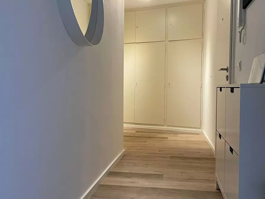 Immagine 7 di Appartamento in affitto  in Goethestraße a Düsseldorf