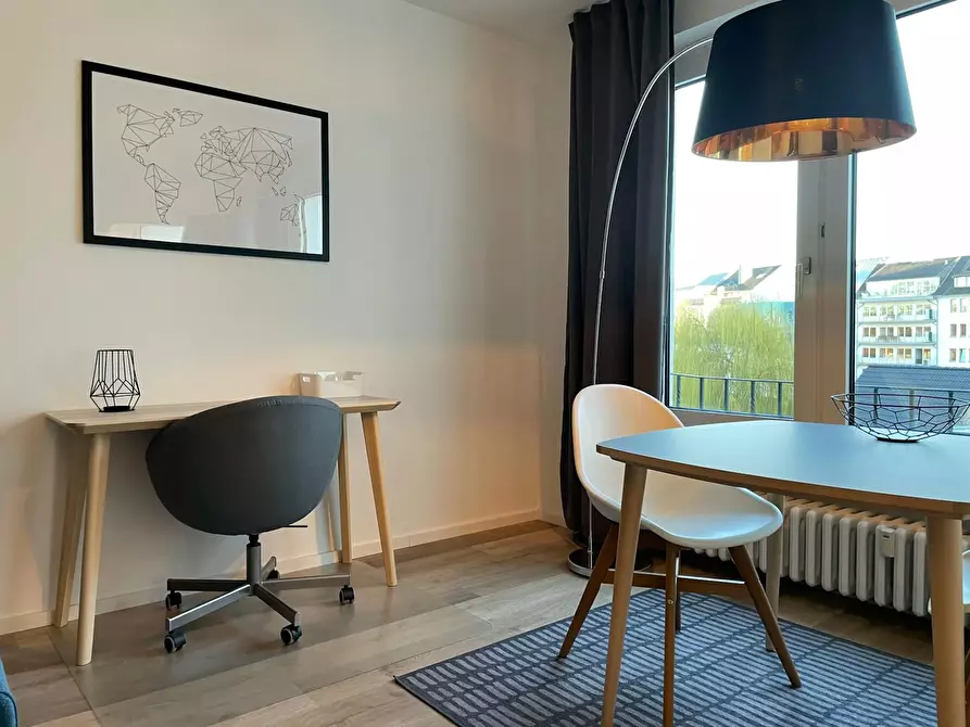 Immagine 5 di Appartamento in affitto  in Goethestraße a Düsseldorf