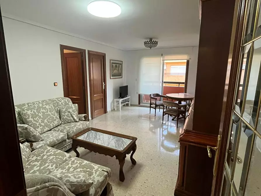 Immagine 6 di Camera in affitto  in Avinguda de Valladolid a Valencia