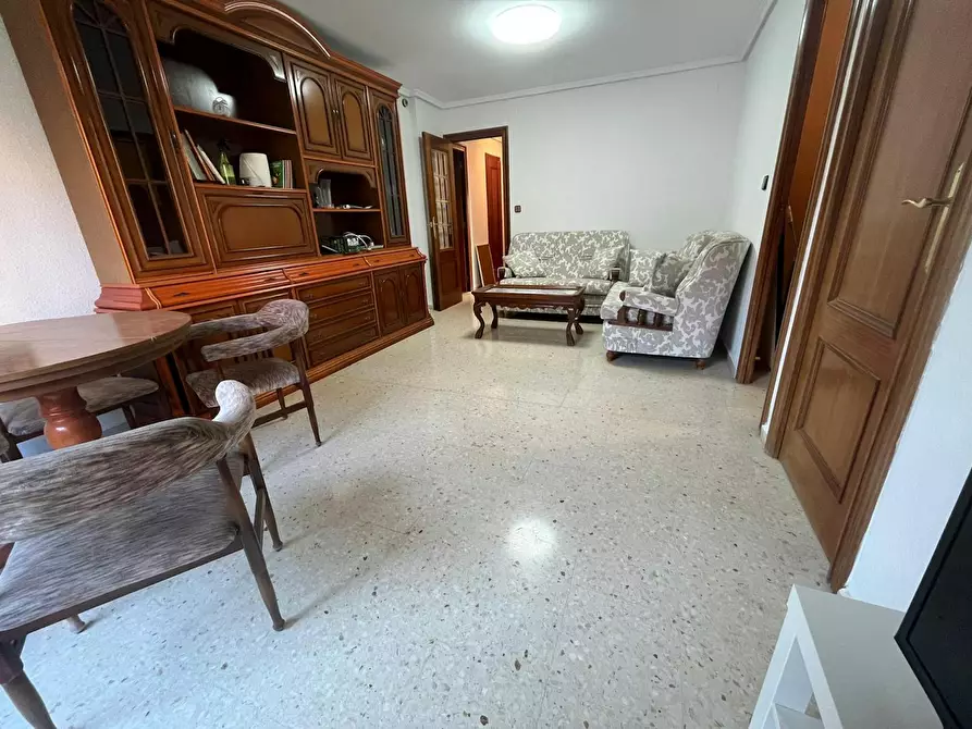 Immagine 7 di Camera in affitto  in Avinguda de Valladolid a Valencia