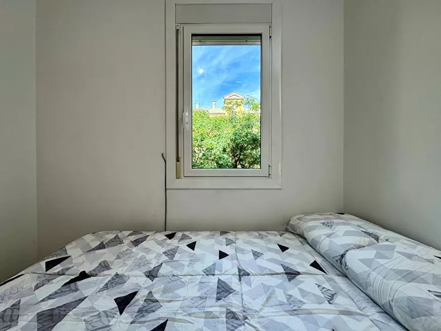 Immagine 3 di Camera in affitto  in Carrer de Sor Eulàlia d'Anzizu a Barcelona