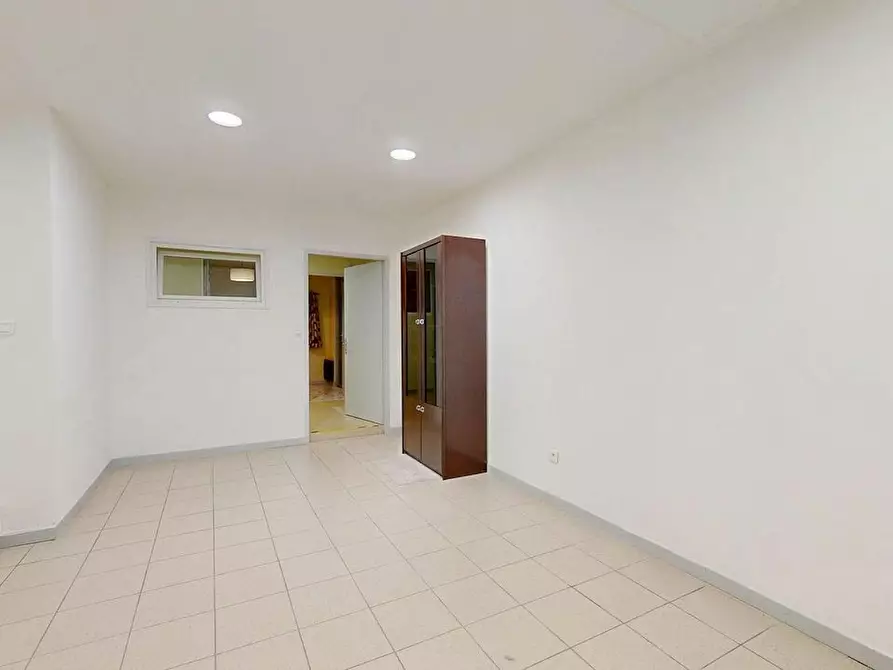 Immagine 4 di Appartamento in affitto  in Rue du Temple a Nîmes