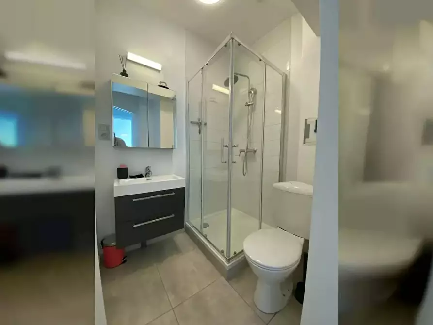 Immagine 5 di Camera in affitto  in Rue Vandernoot a Molenbeek-Saint-Jean