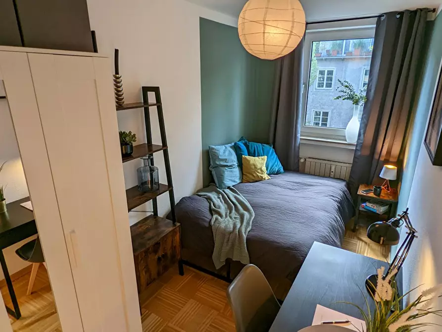 Immagine 1 di Camera in affitto  in Scharfreiterplatz a München