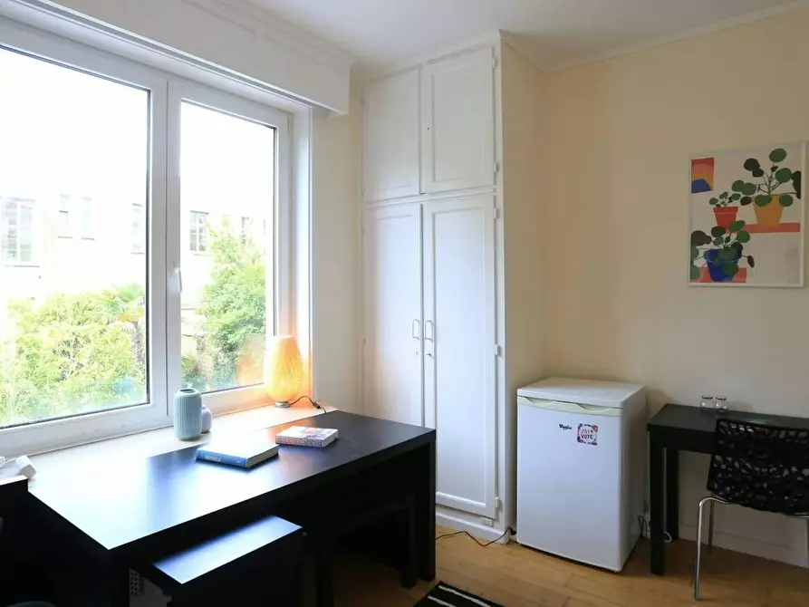 Immagine 4 di Appartamento in affitto  in Place de la Petite Suisse a Ixelles