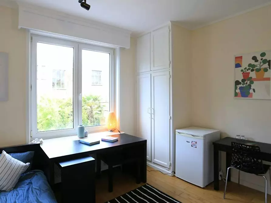 Immagine 3 di Appartamento in affitto  in Place de la Petite Suisse a Ixelles