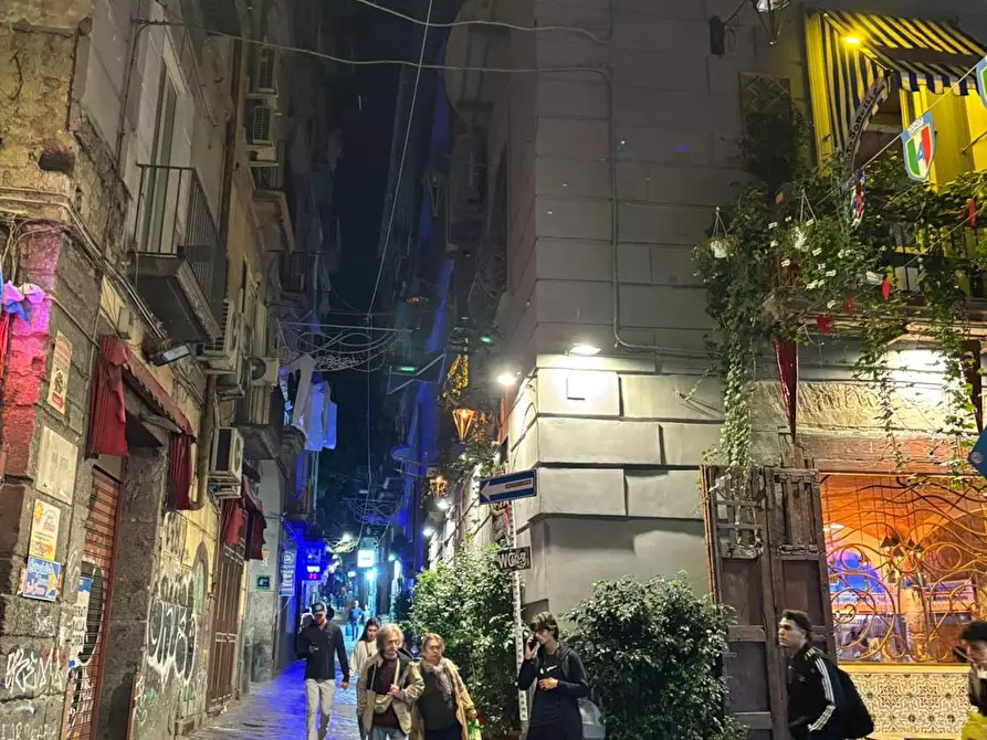 Immagine 4 di Camera in affitto  in Via Atri a Napoli