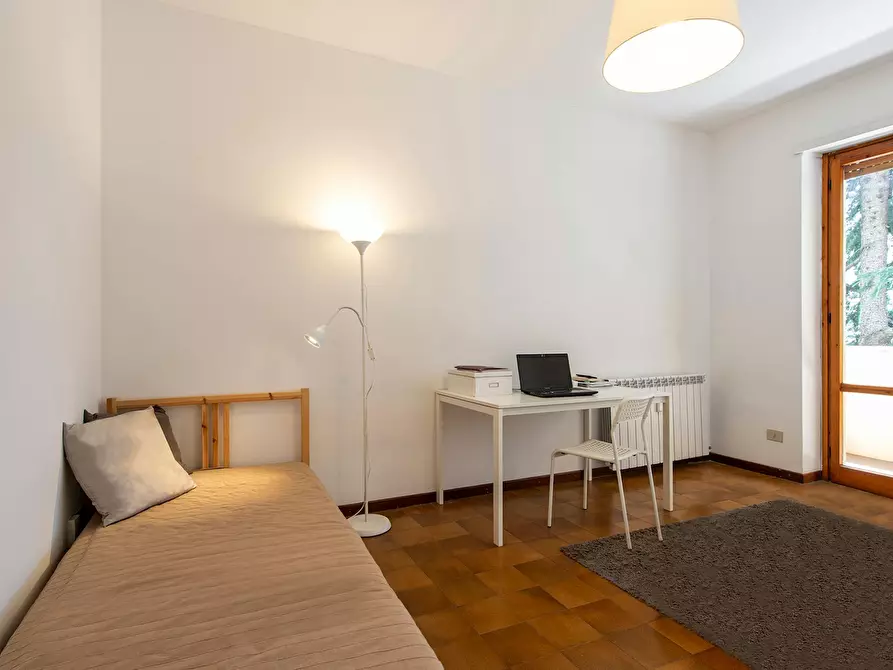 Immagine 1 di Camera in affitto  in Via della Marna a Milano