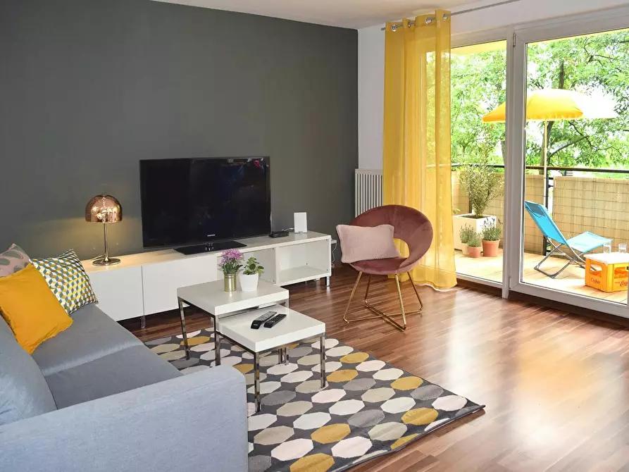 Immagine 5 di Appartamento in affitto  in Krachtstraße a Berlin Friedrichshain
