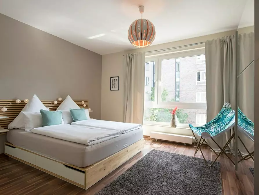 Immagine 1 di Appartamento in affitto  in Krachtstraße a Berlin Friedrichshain